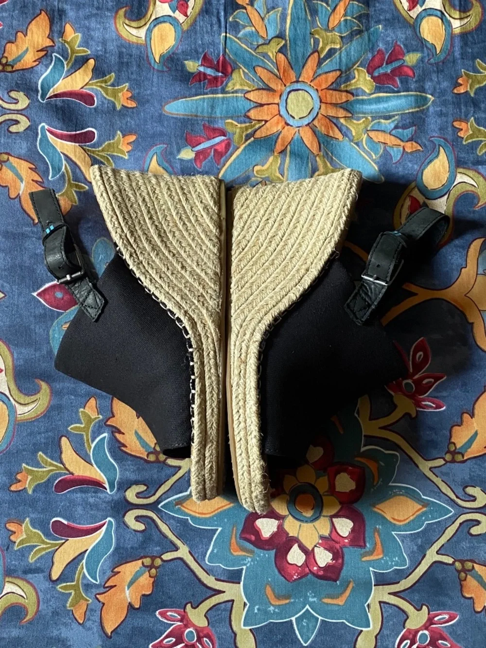 Toms 9w wedge